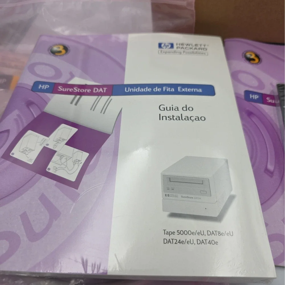 HP Surestore DAT24 External Tape Drive With Accessories Open Box New
